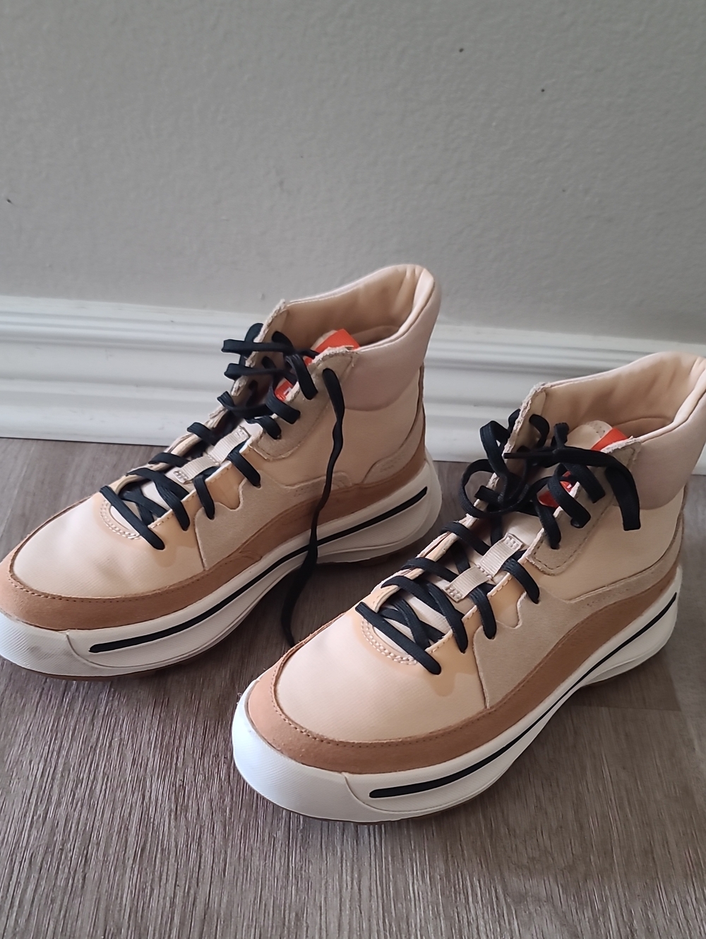 Sorel High-Top Sneakers